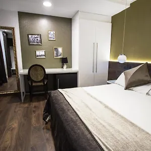 *** Hotel Moderno Spain